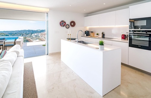 Marbella Apartment | LMR- Luxury apartment, private pool. Families only