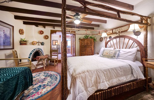 Alamedan Valley Bed & Breakfast | Loba Luna Bed & Breakfast
