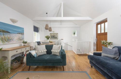 St. Mawgan House | Lobbs Cottage, St Mawgan