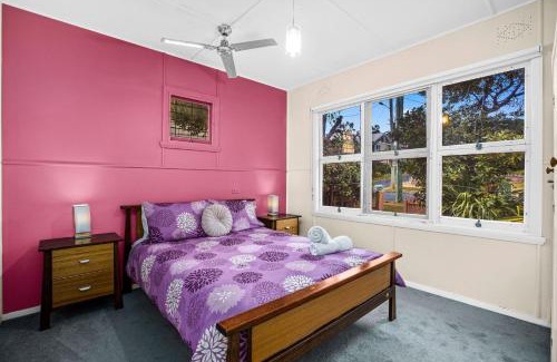 Sawtell House | Lobster Cottage