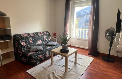 Luz-Saint-Sauveur Apartment | Loc luz st sauveur 1