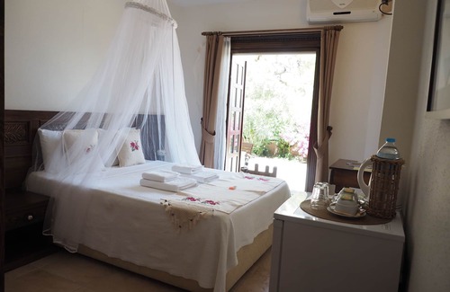Selimiye Hotel | Loca Hotel