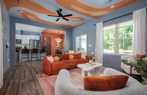 Raleigh House | Local Artistic Flare~Sleeps 12~New Modern Build