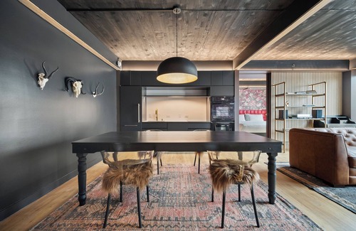 East Cesar Chavez Apartment | Locale East Austin