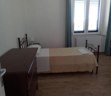 Roccamonfina Hotel | LOCANDA DEI FOLLI