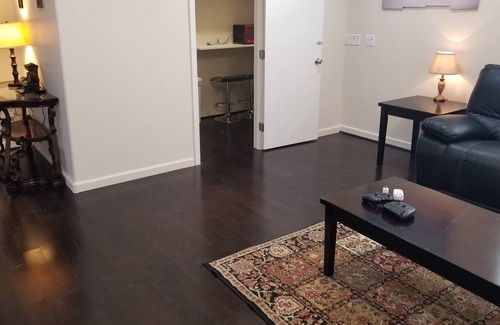 Fontana Condo | Located in 91739 Rancho Cucamonga*Gated*Suite 👇stairs*Monthly*讲中文