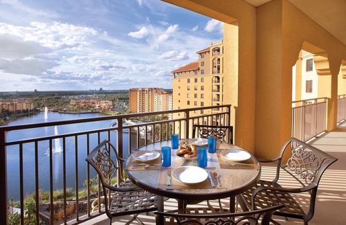 Lake Buena Vista Resort | Located near Disney World, this resort offers comfortable condo-style suites.