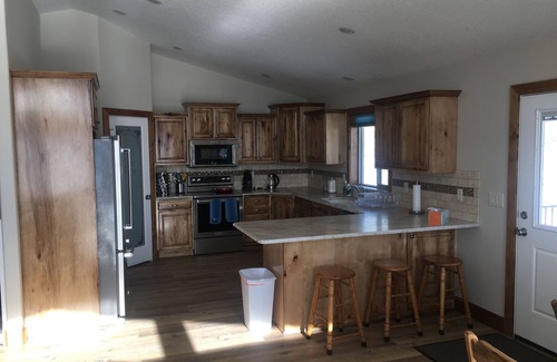 Lava Hot Springs House | Located on the quiet hillside with majestic views of the mountains and valleys.