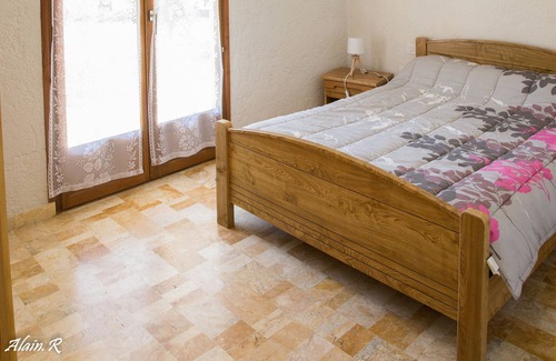 Sarrecave House | Located Sarrecave, Leisure accommodation with swimming pool Lac Saint Georges