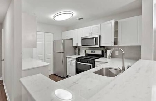 Herndon Apartment | Location | 2bedrooms | Prime | Suburban | Boutique
