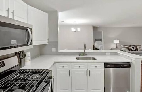 Herndon Apartment | Location | 2bedrooms | Prime | Suburban | Boutique