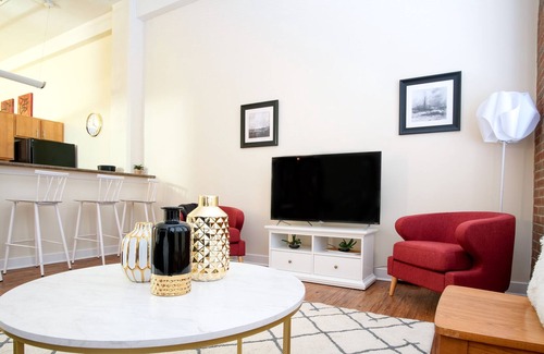 Wholesale District Condo | LOCATION: 2br 2ba Condo in Heart of Downtown Indy