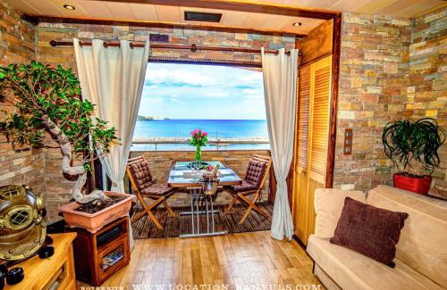 Banyuls-sur-Mer Apartment | Location front de mer de Thierry Bourgait