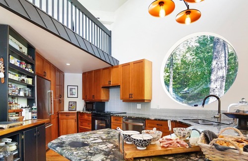 Minden Hills Cottage | Location! Location! Location!