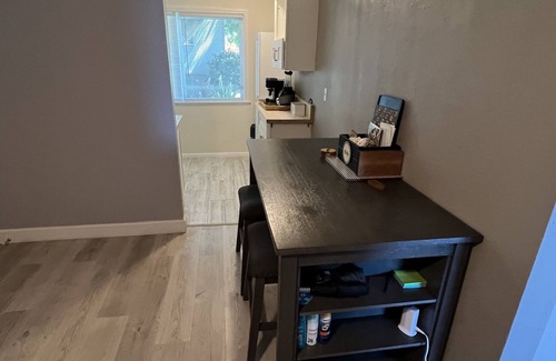 Historic Kailua Village Condo | Location! Location! Location! Walk to beach and downtown Kailua-Kona