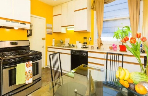 Russian Hill Apartment | Location, location! Awesome place in great area.