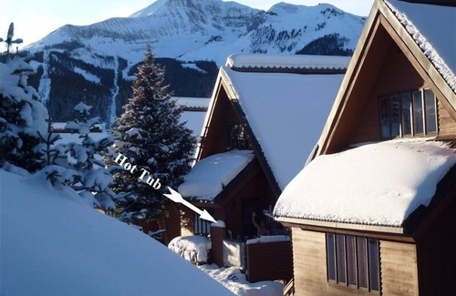 Big Sky Ski Chalet | Location! Ski-in Ski-Out Big Sky, Arrowhead Chalet-Sleeps 8