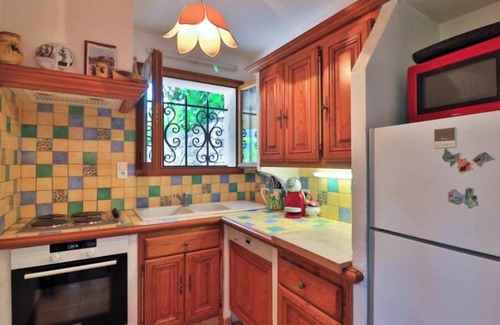 Le Bar-sur-Loup Apartment | Locations-06 LA PASCALINE 30mn NICE CANNES ANTIBES.300m riviere. DOGS OK.