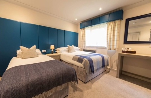 Lewiston Hotel | Loch Ness Clansman Hotel