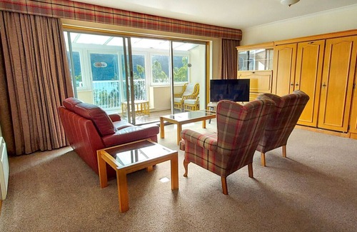 Kinloch Rannoch Villa | Loch Rannoch Highland Club, Red Squirrel Lodge 6