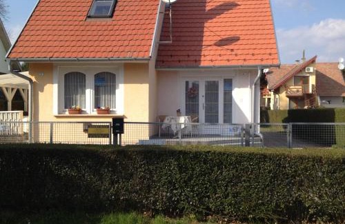 Bukfurdo Apartment | Locher Apartman 1 Bükfürdő