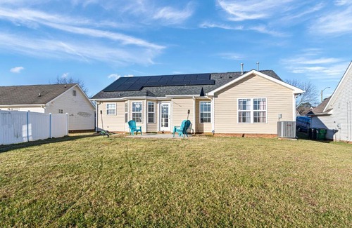 Charlotte House | Locked In