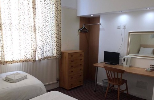 Barbican Bed & Breakfast | Lockyer House B&B