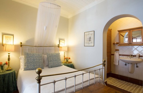 Strand House | Loddeys Guesthouse