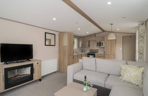 Winscombe Cottage | LODGE 11, family friendly, with a garden in Shipham