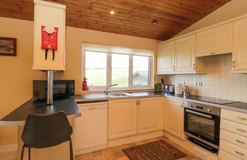 Saint John Cottage | LODGE 16, family friendly, country holiday cottage in Millbrook