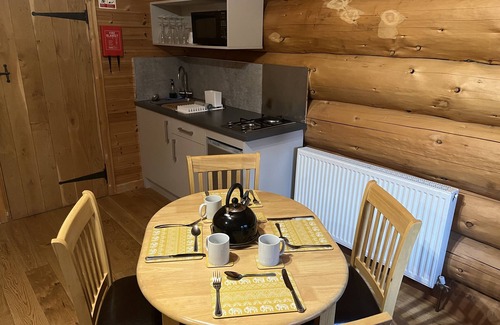 Marshbrook Cabin | Lodge 3 - a lodge that sleeps 4 guests in 1 bedroom