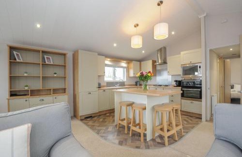 Brixham House | Lodge 55 at Riviera Bay Coastal Retreat