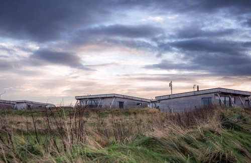 John O'Groats Cottage | Lodge 7 - 3 Bed - a john o'groat that sleeps 6 guests in 3 bedrooms