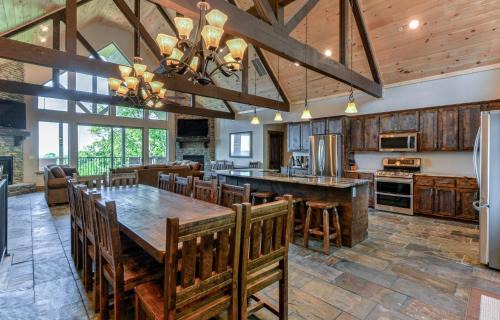 Indian Point House | Lodge 73