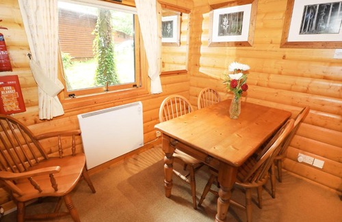 Louth House | Lodge 8