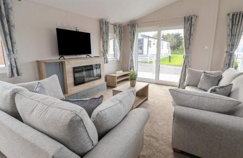 Saint Asaph House | Lodge 9