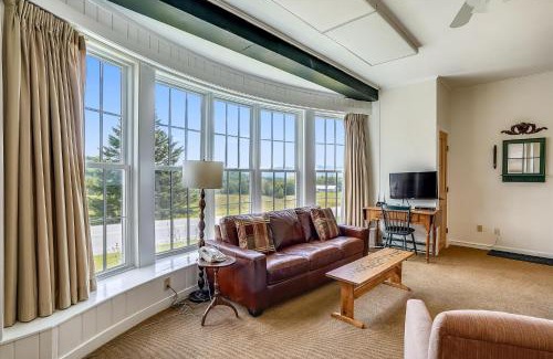 Stowe Area House | Lodge Condo 4