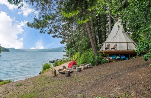 Ponder Point House | Lodge Home | 4 Bed, 3 Bath