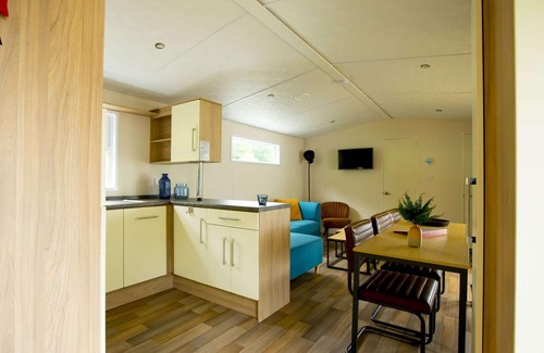 Udenhout Ski Chalet | Lodge in Duinhoeve Near Dunes & Playground
