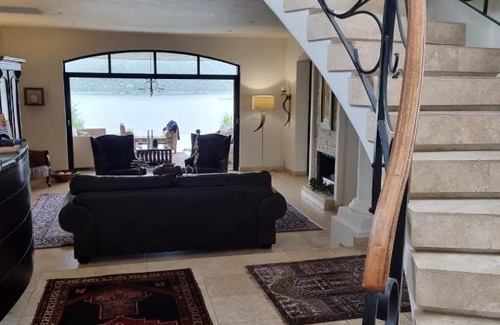 Wilderness House | Lodge on Lake