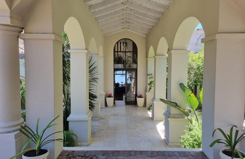 Wilderness House | Lodge on Lake