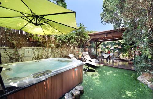 Shavei Zion Cabin | Lodge On The Sea