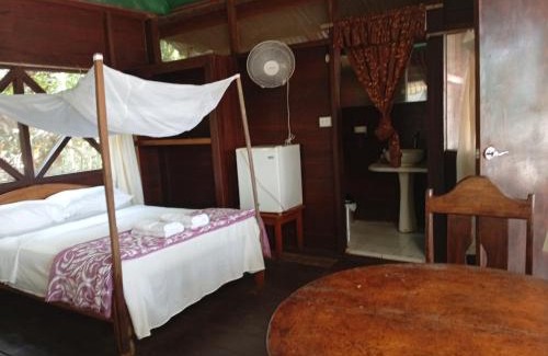 Puerto Maldonado Hotel | Lodge Parayso -Tambopata