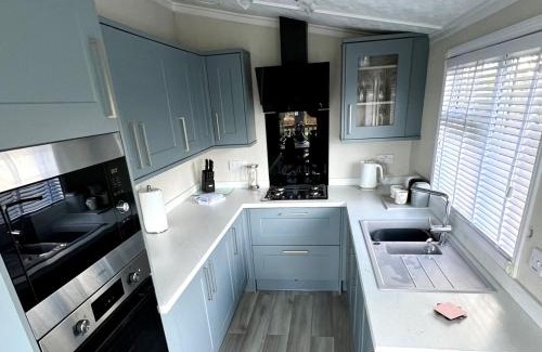 Berwick-upon-Tweed Cabin | Lodge Retreat 9 Haggerston Castle
