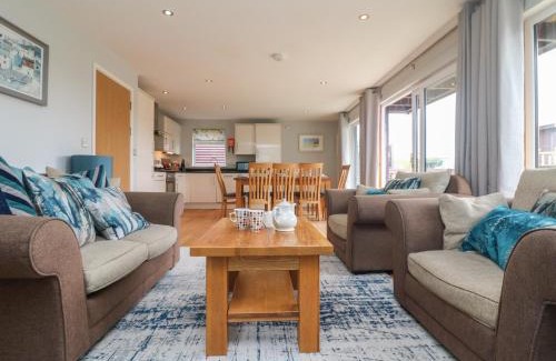 Winnard's Perch House | Lodge Sixty Six
