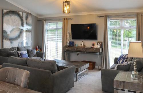 Llwyndyrys House | Lodge Twenty Six