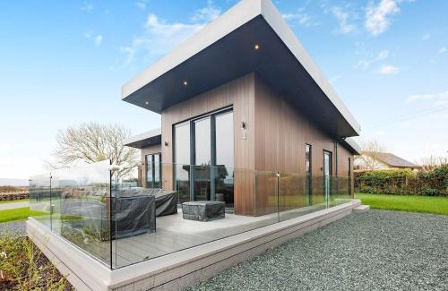 Llangefni House | Lodge Two - Uk42795