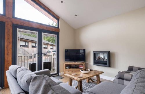 Hallington House | Lodge W Hot Tub, Outdoor Dining In National Park