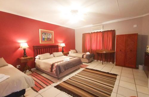 Hoedspruit House | Loerie Guesthouse
