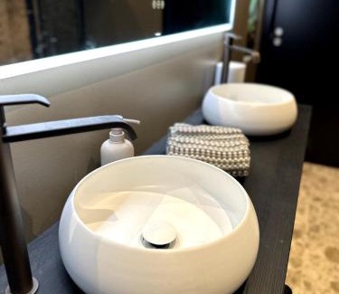 Leknes Apartment | Lofoten Luxe Retreat